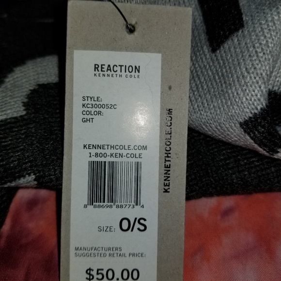 Beanie and infinity scarf set - Picture 5 of 6